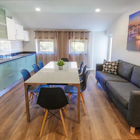 Apartment Modern With Garden Fatima
