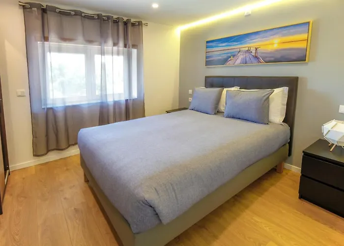 شقة Modern With Garden *